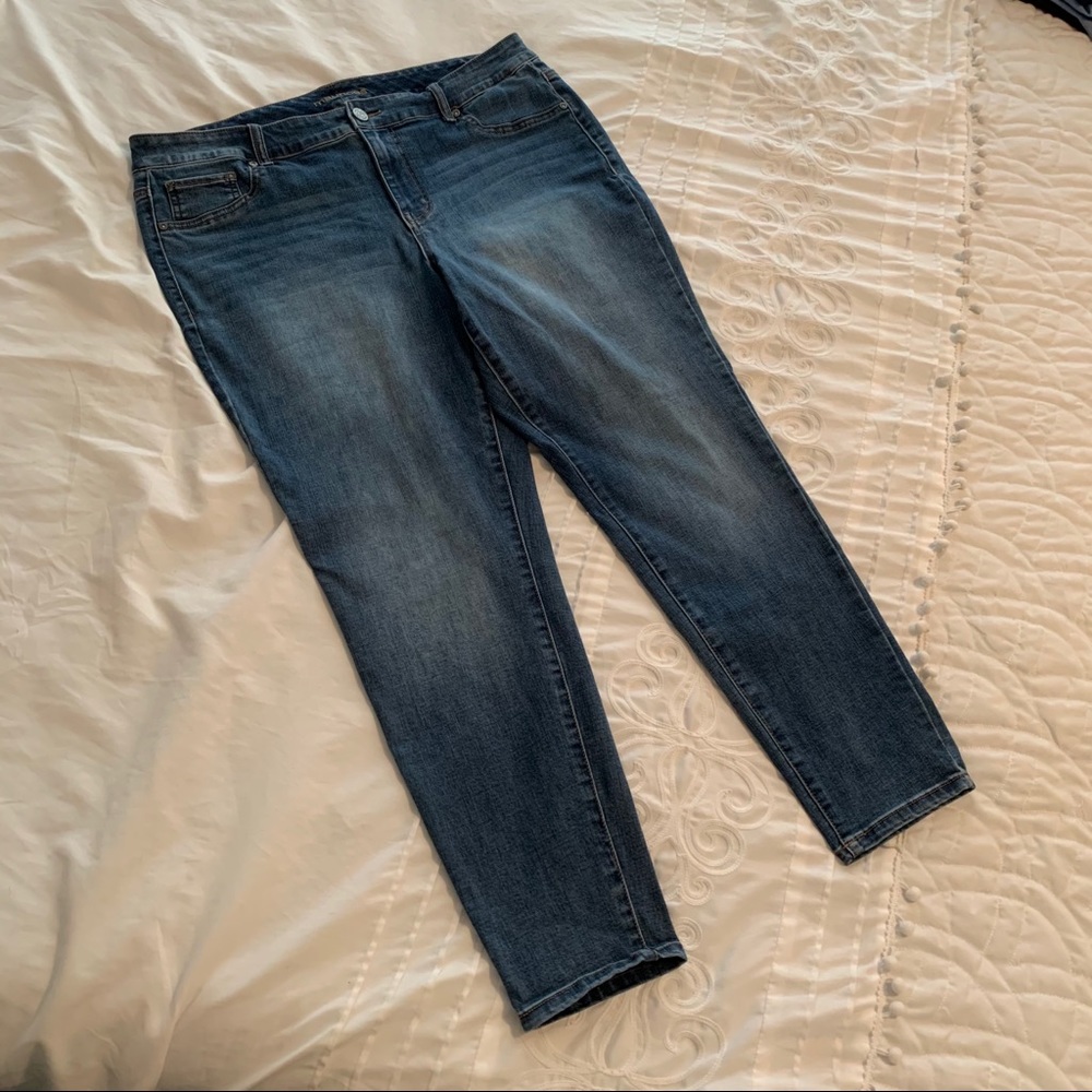 Maurices 18w skinny Jeans